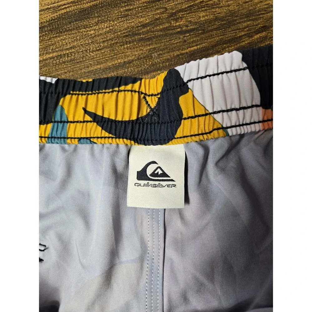 Quiksilver Mens‎ XXL Tropical Leaf Print Swim Trunks Blue Orange Board Shorts